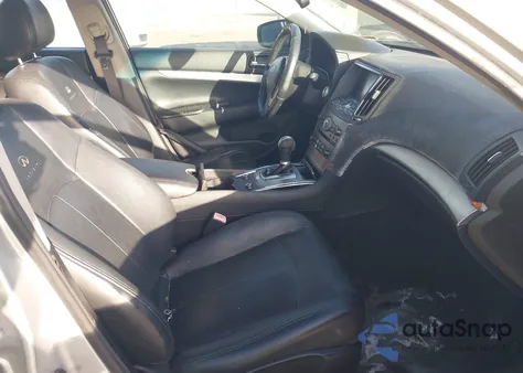 2010 Infiniti G37 Journey z USA, uszkodzony, nr VIN JN1CV6AP4AM200342